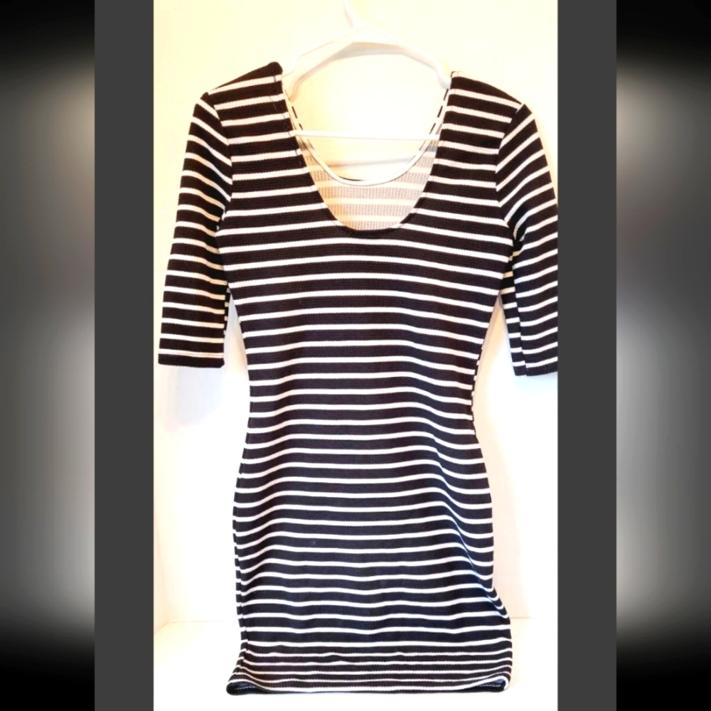 Rue 21 Women's Shirt Size M